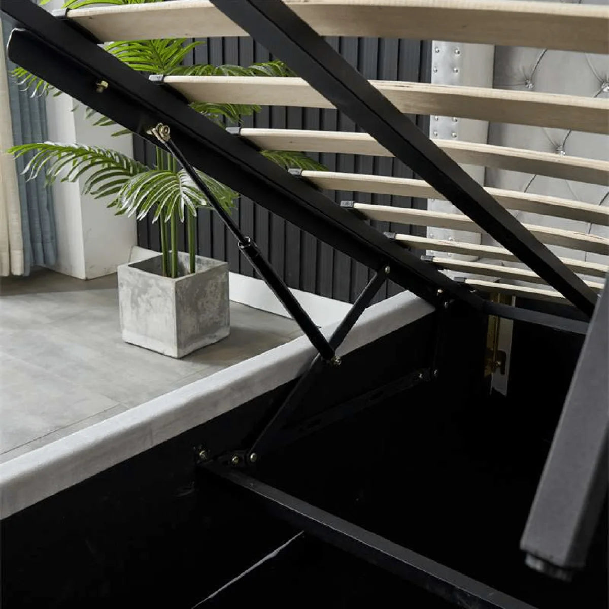 bed that lifts up